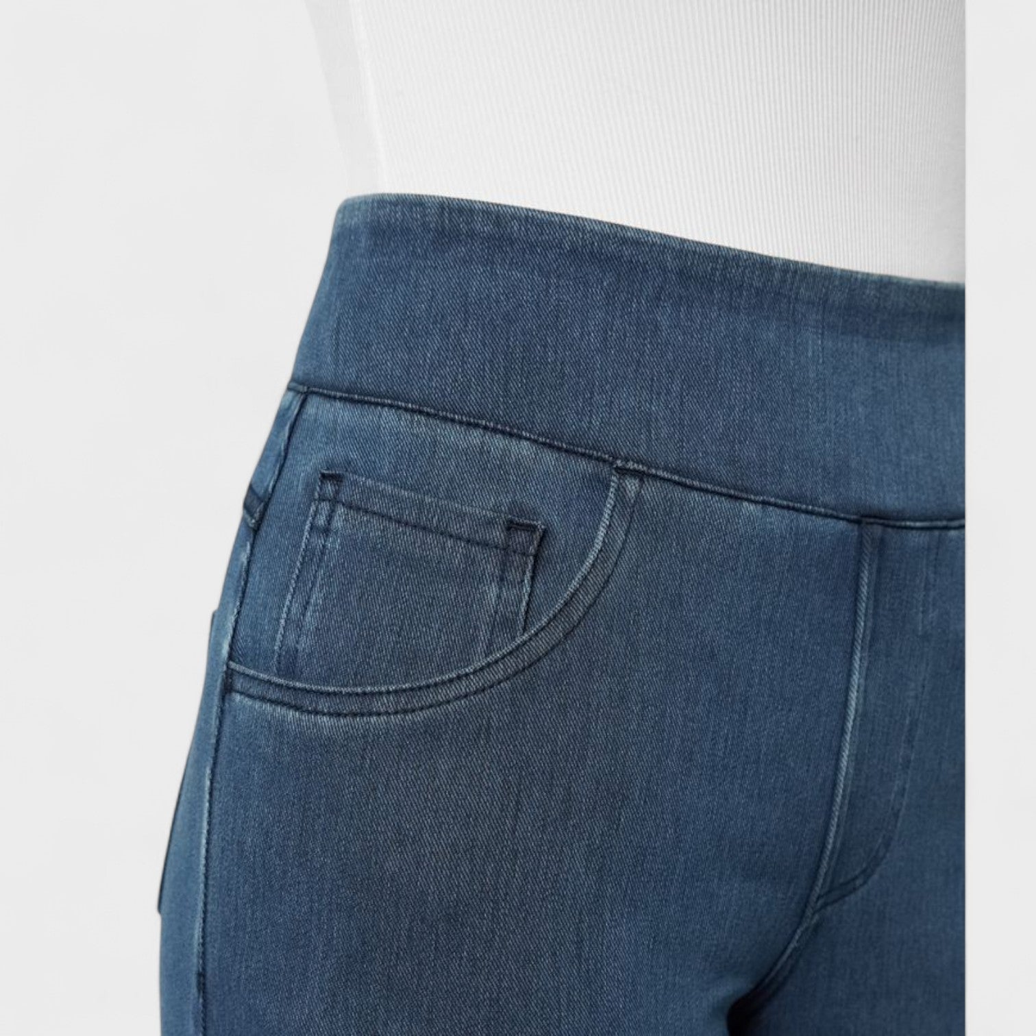 Pantaloni Jeans a Gamba Larga per Donna