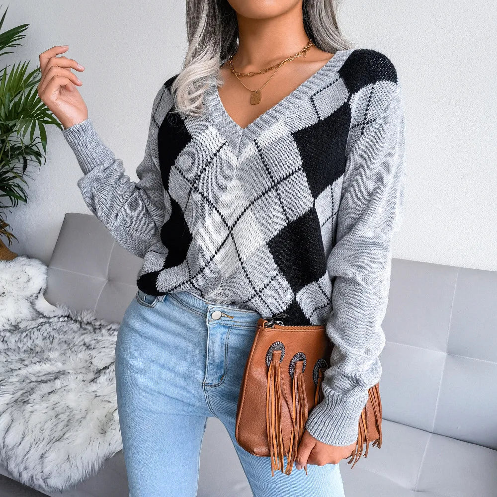Camilla | Maglione Invernale a V con Motivo Argyle Donna