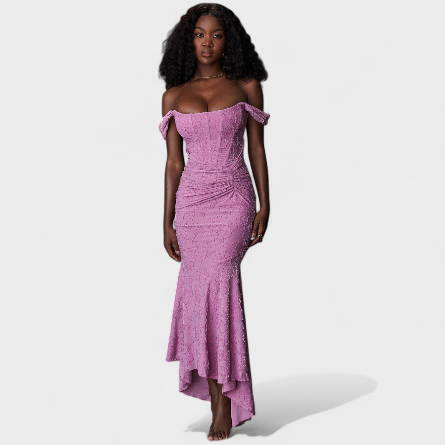Abito Elegante con Silhouette Scolpita