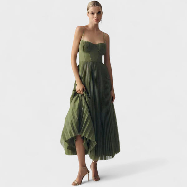 Abito Plissettato Elegante per Ogni Occasione