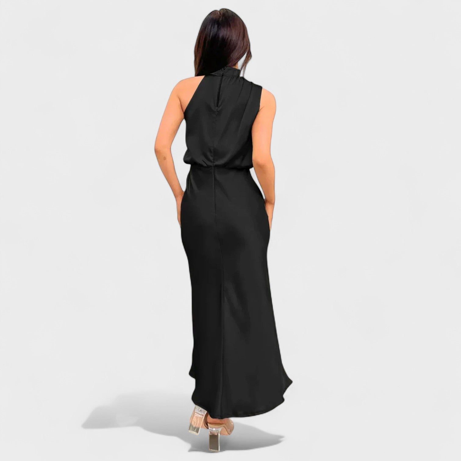 Abito Elegante in Raso per Occasioni Speciali