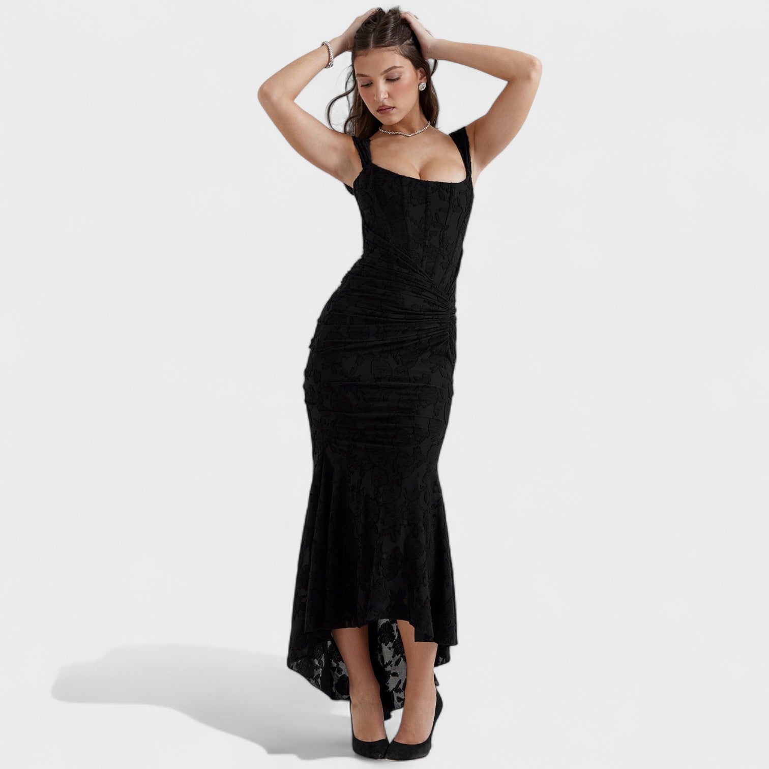 Abito Elegante con Silhouette Scolpita
