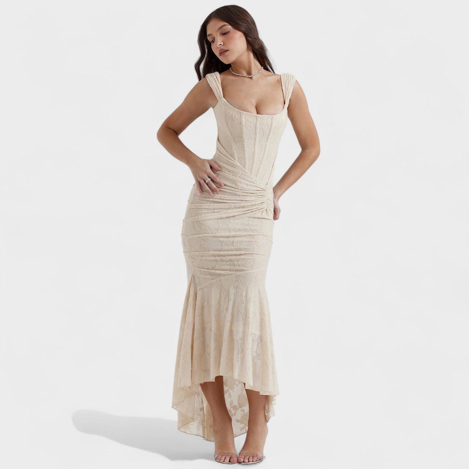 Abito Elegante con Silhouette Scolpita