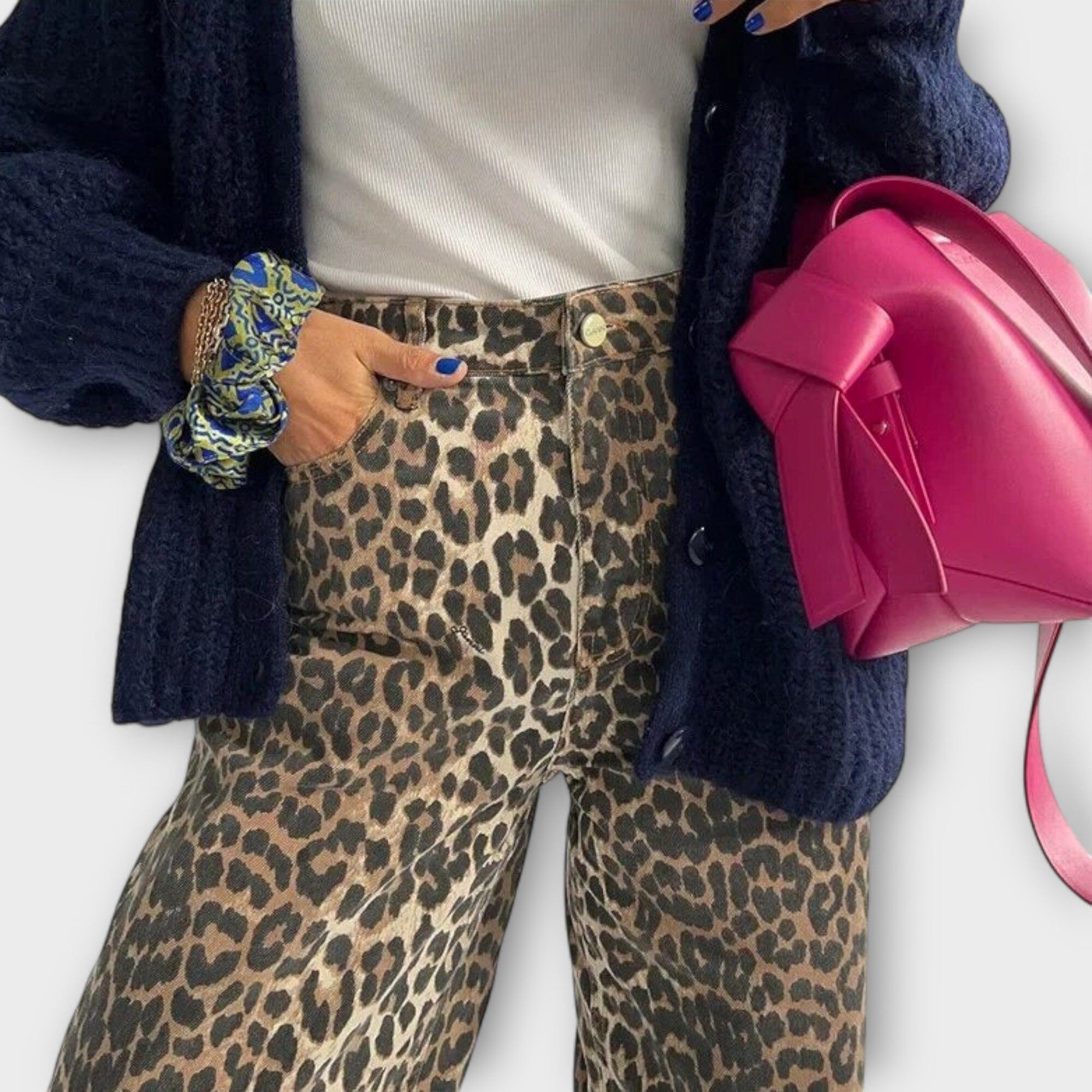 Jeans Vintage con Stampa Leopardata Elegante